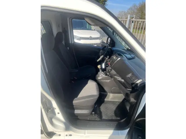 Opel Combo 1.4-16V / L2 MAXI / AIRCO BPM-VRIJ 2013 Benzine 7