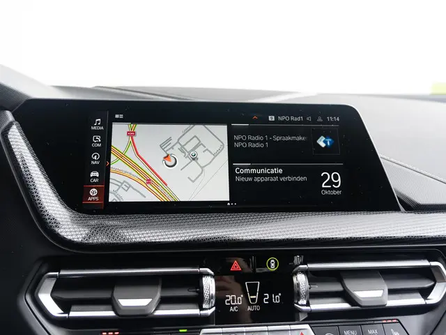 BMW 1 Serie 118i 2022 Benzine 33