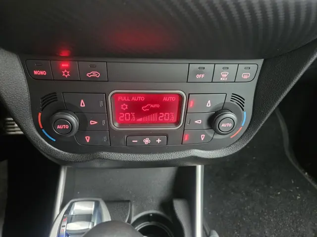 Alfa Romeo MiTo 1.4 T MultiAir Super 2018 Benzine 21