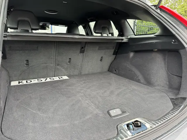 Volvo V60 1.5 T3 R-Design 2016 Benzine 16