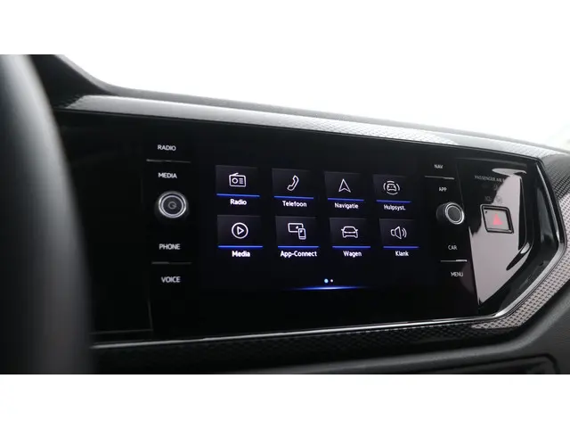 Volkswagen Polo 1.0 TSI 95pk Life Business 2024 Benzine 21