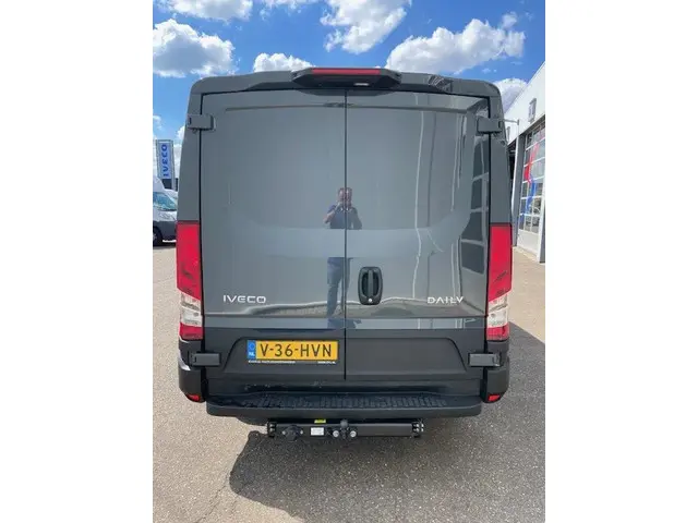 Iveco Daily 35S16V L2 H1 Euro 6 Automatic 2024 Diesel 3