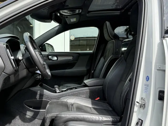 Volvo XC40 1.5 T5 Recharge R-Design 2021 Hybride Benzine 4