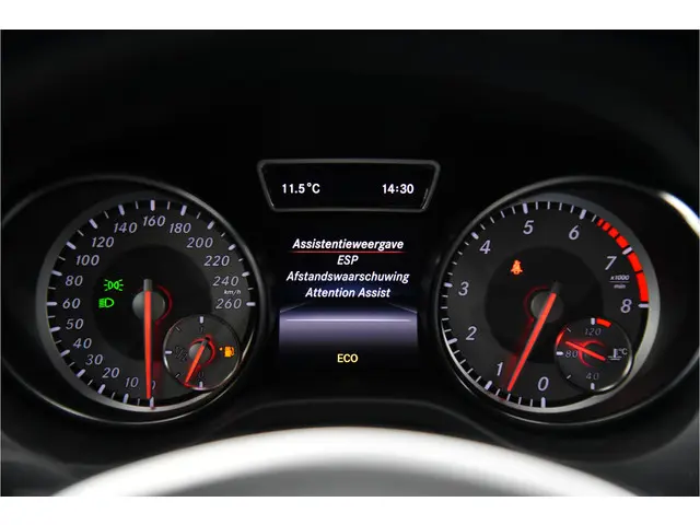 Mercedes-Benz CLA 180 BlueEFF. Ambition 2014 Benzine 9