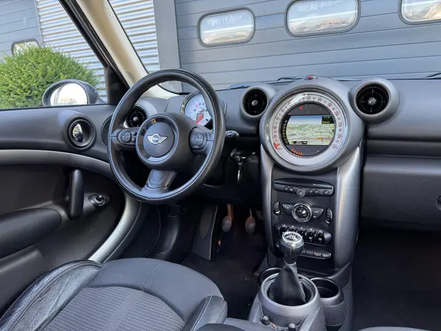 MINI Countryman Mini 1.6 Cooper Edition 2012 Benzine 3