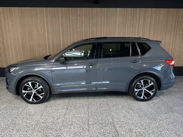 SEAT Tarraco 1.5 TSI FR Business Intense 7p. 2022 Benzine 3