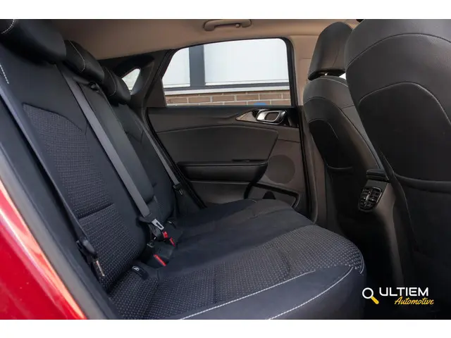 Kia Ceed 1.0 T-GDi ExecutiveLine 2019 Benzine 4