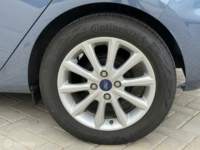 Ford Fiesta 1.0 EcoBoost Titanium 2021 Benzine 34