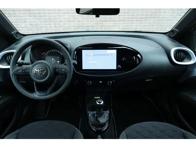 Toyota Aygo X 1.0 VVT-i MT JBL, 2025 Benzine 8