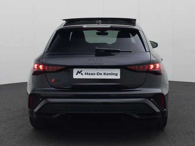 Audi A3 Sportback 35 TFSI/150PK S Line 2024 Benzine 42