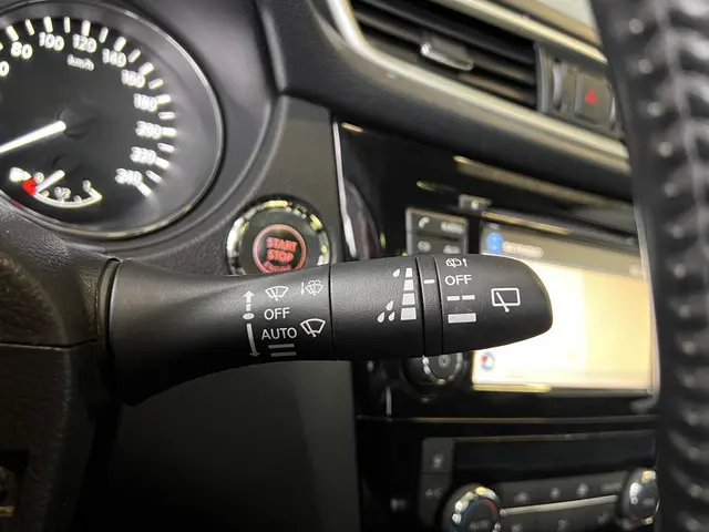 Nissan QASHQAI 1.2 Premier Edition 2014 Benzine 31