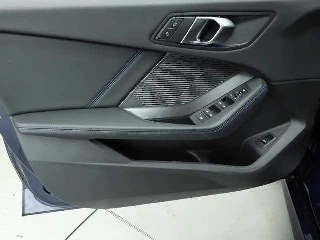 BMW 1 Serie 5-Deurs 120 2025 Benzine 19