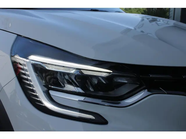 Renault Captur 1.0 TCe 100 Bi-Fuel Intens 2020 Benzine 29