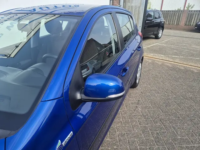 Hyundai i20 1.2i i-Motion 2013 Benzine 22