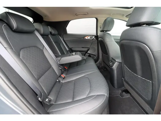 Kia XCeed 1.6 GDi PHEV ExecutiveLine 2022 Hybride Benzine 8