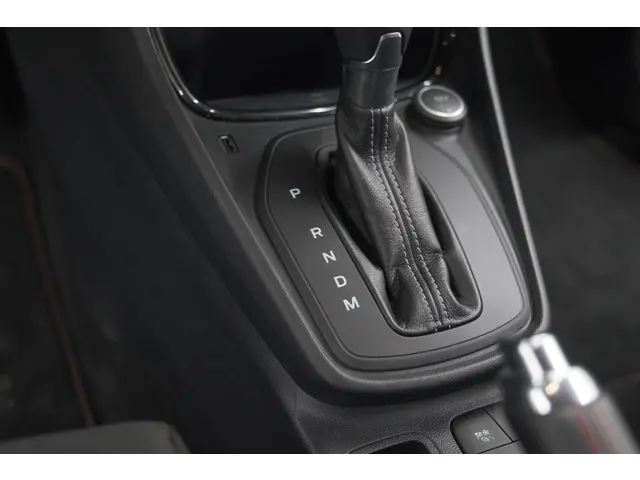 Ford Puma 1.0 EcoBoost Hybrid ST-Line 2021 Benzine 45