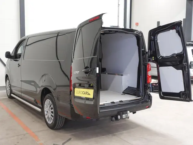 Peugeot Expert 2.0 BlueHDI 145PK L3 2023 Diesel 38