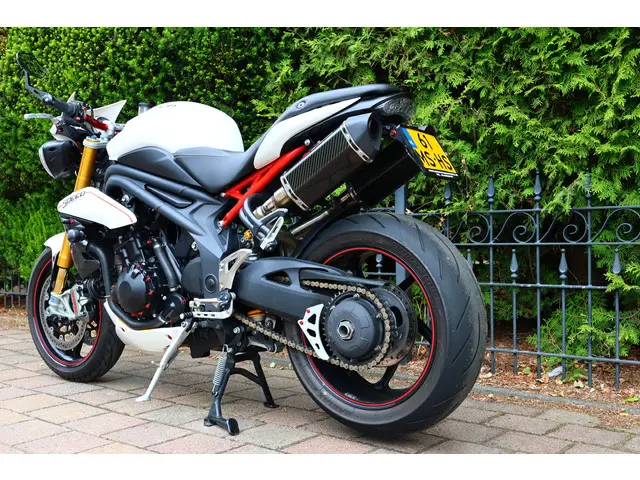 Triumph Speed Triple R 1050 ABS 2012 Benzine 5
