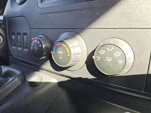 Renault Master 2.3 2018 Diesel 10