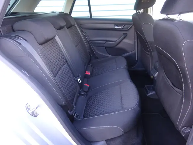 Škoda Fabia Combi 1.0 TSI Drive 2018 Benzine 23