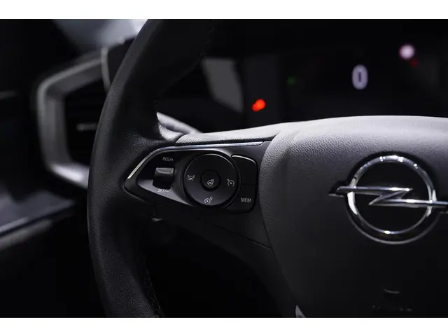 Opel Mokka 1.2 Turbo Elegance 2022 Benzine 21