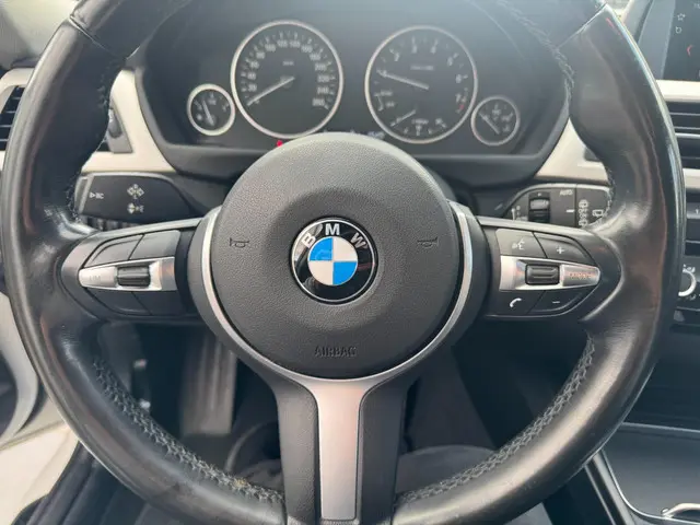 BMW 3 Serie Touring 318i AIRCO 2018 Benzine 14