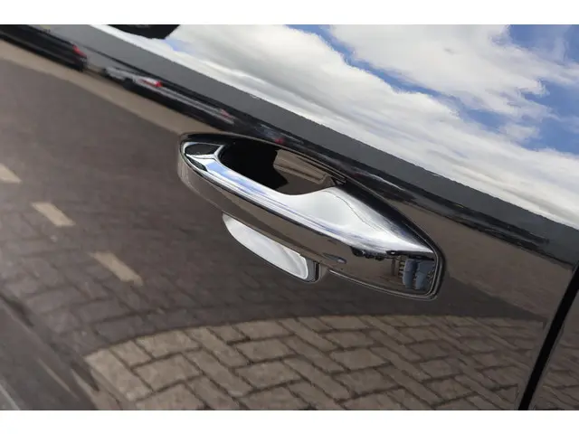 Volvo XC40 T4 Recharge Inscription 2022 Hybride Benzine 12