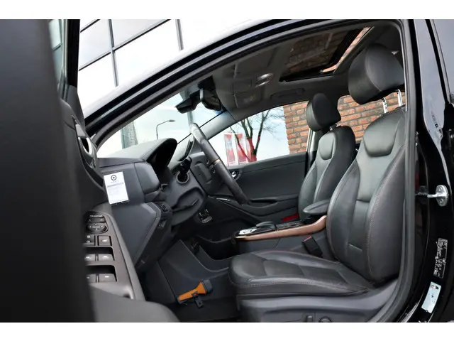 Hyundai IONIQ Premium EV 2018 Elektrisch 6