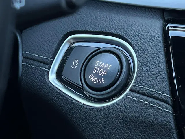 BMW X1 sDrive18i High Executive Edition 2020 Benzine 14