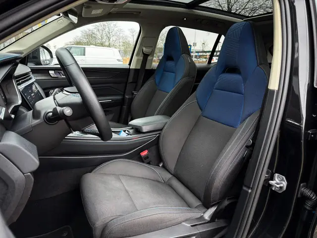 Lynk & Co 01 1.5 2022 Hybride Benzine 22