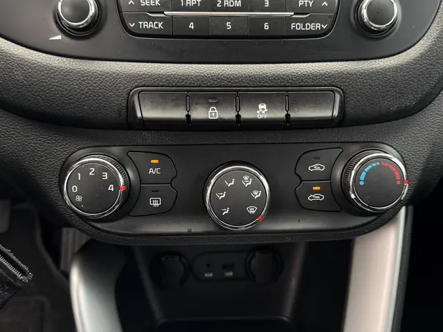 Kia cee'd Sportswagon 1.6 GDI Comfort Pack 2013 Benzine 26