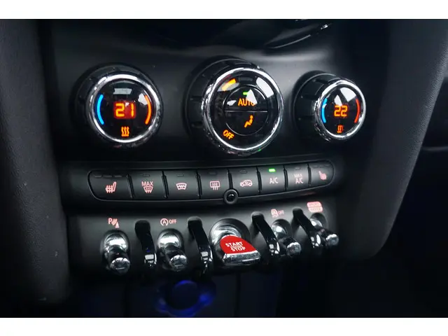 MINI 5-Deurs Cooper S Chili 2020 Benzine 15