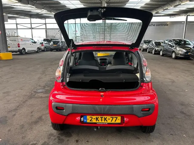 Citroën C1 1.0 Attraction APK TOT 28-01-2026 2013 Benzine 9