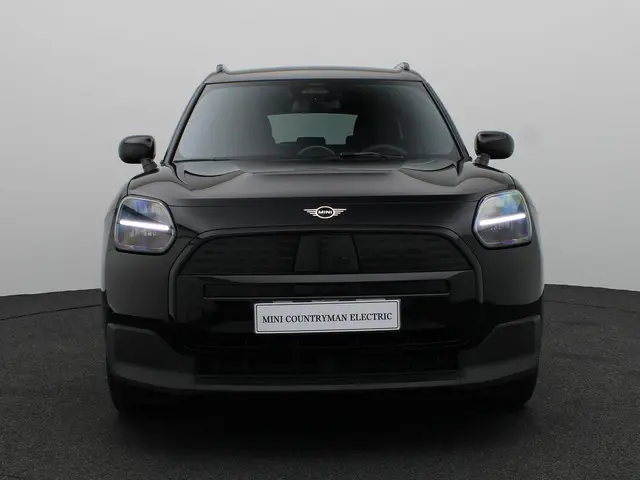 MINI Countryman 3