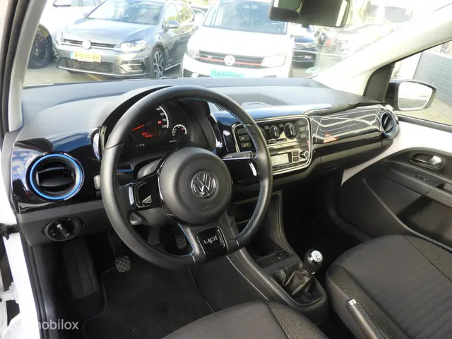 Volkswagen up! 1.0 Cup up! stoelverwarming 2014 Benzine 11