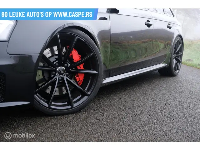Audi RS4 Avant 4.2 FSI RS 4 quattro 2013 Benzine 12