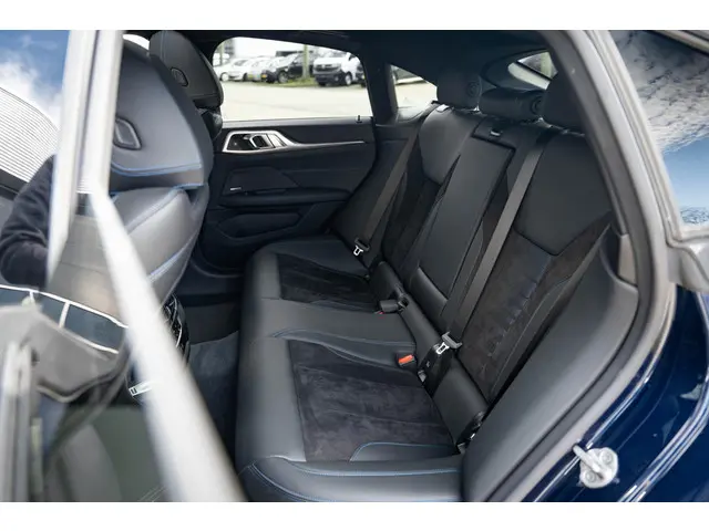 BMW 4 Serie Gran Coupé 430i High Executive 2021 Benzine 13