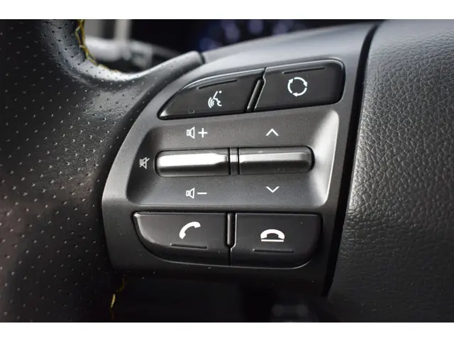 Hyundai Kona 1.0T Fashion 2018 Benzine 8