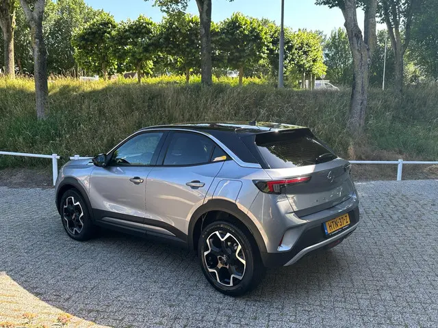 Opel Mokka 1.2 Turbo Ultimate automaat 2022 Benzine 4