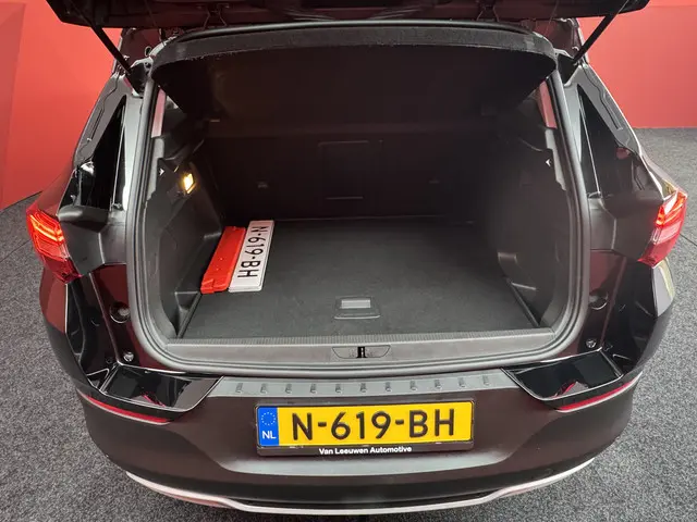 Opel Grandland X 1.2 Turbo Innovation 2019 Benzine 13