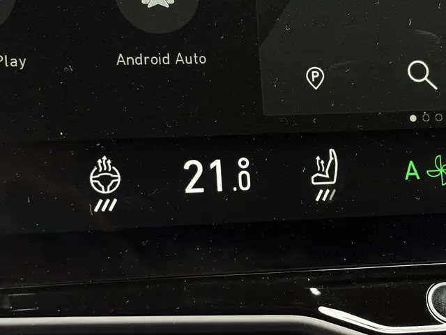 Lynk & Co 01 1.5 Plug-in Hybrid 2025 Hybride Benzine 26