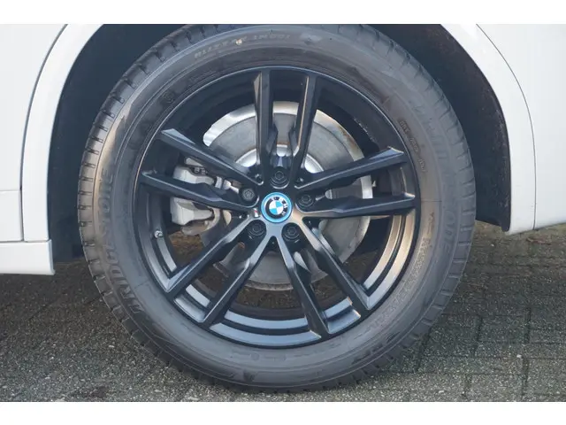 BMW X3 xDrive30e 2021 Hybride Benzine 8
