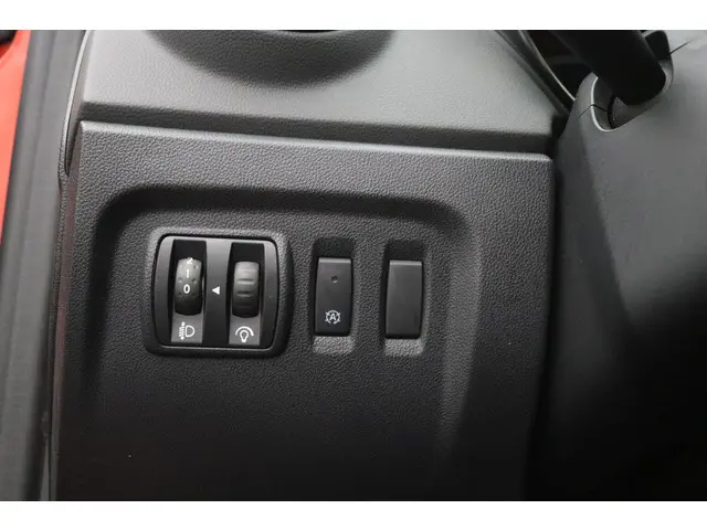 Renault Captur 1.3 TCe Intens 2019 Benzine 28