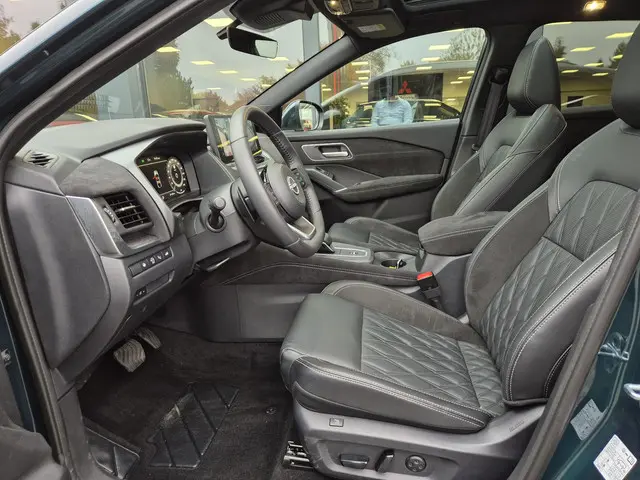 Nissan QASHQAI 1.3 MHEV Xtronic Tekna Plus 2025 Benzine 7