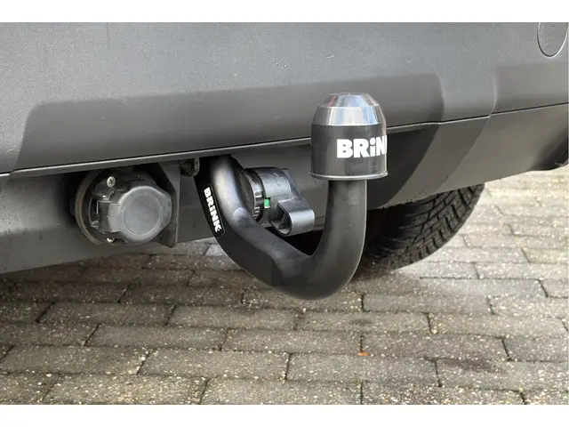 SEAT Arona 1.0 TSI Style Business Intense 2020 Benzine 10