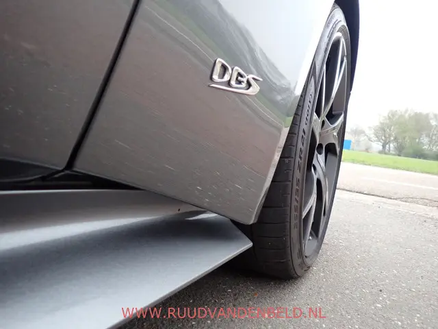 Aston Martin DBS 5.2 V12 Superleggera 2019 Benzine 19