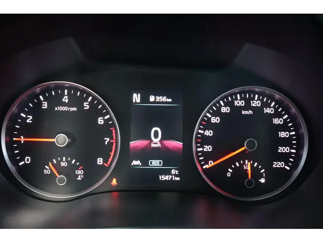 Kia Stonic 1.0 DynamicLine 2022 Hybride Benzine 24