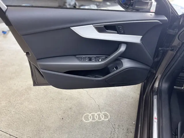 Audi A4 Avant 1.4 TFSI Sport S line edition 2018 Benzine 35