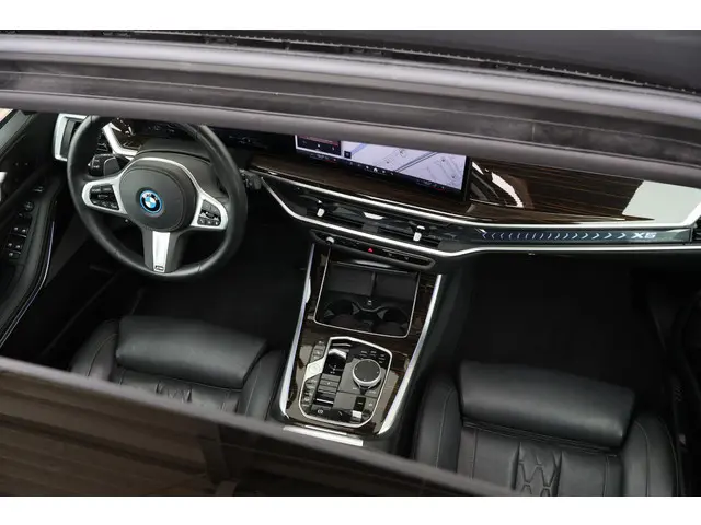 BMW X5 xDrive50e 2025 Hybride Benzine 55