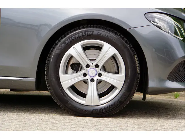 Mercedes-Benz E-Klasse E 250 Ambition 2016 Benzine 7